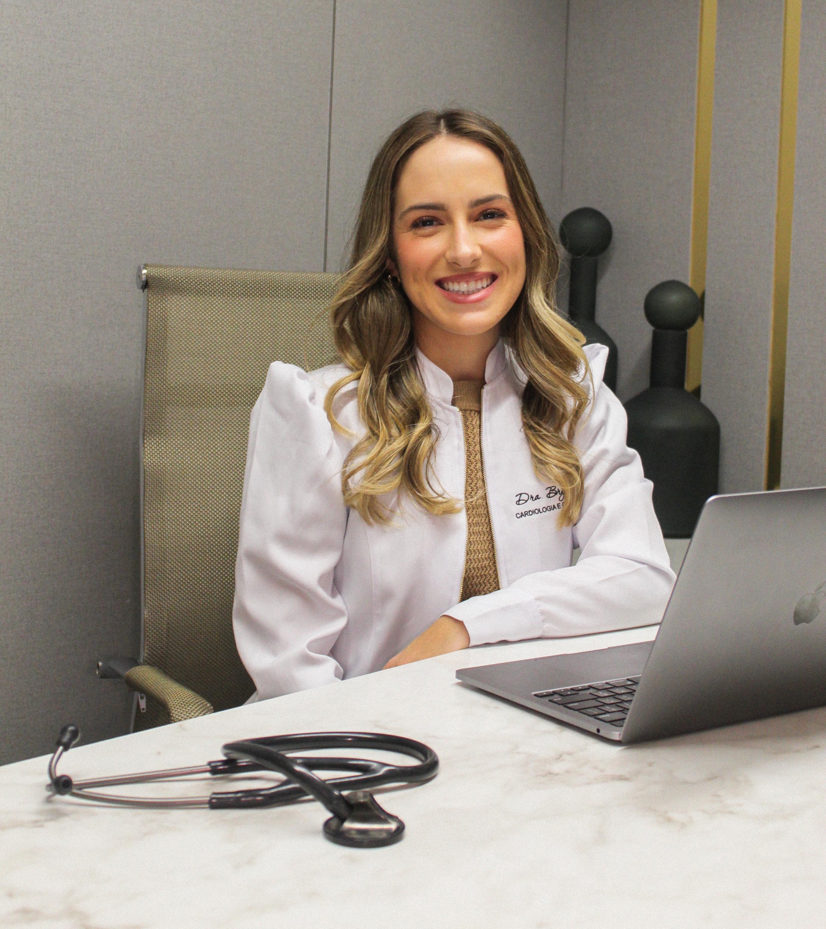 Dra. Brysa Paiva - atendimento